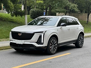 Заказать CADILLAC XT5