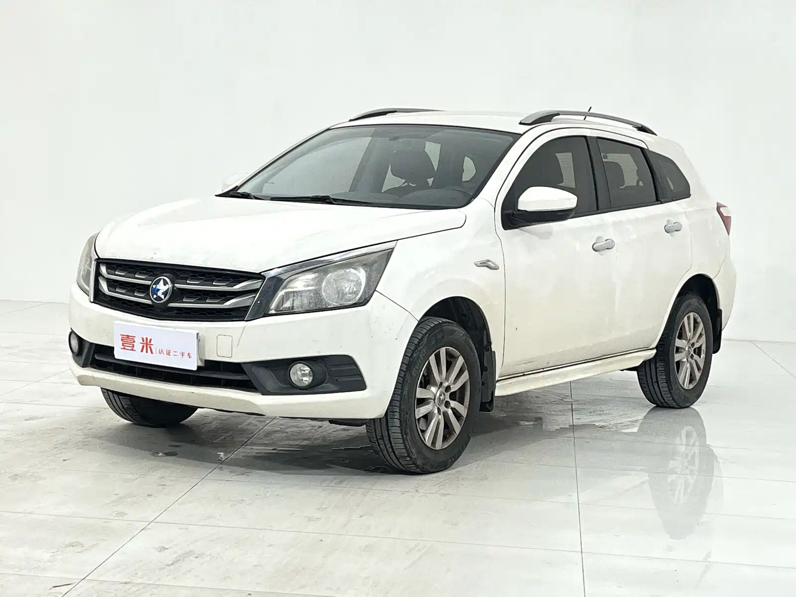 VENUCIA T70