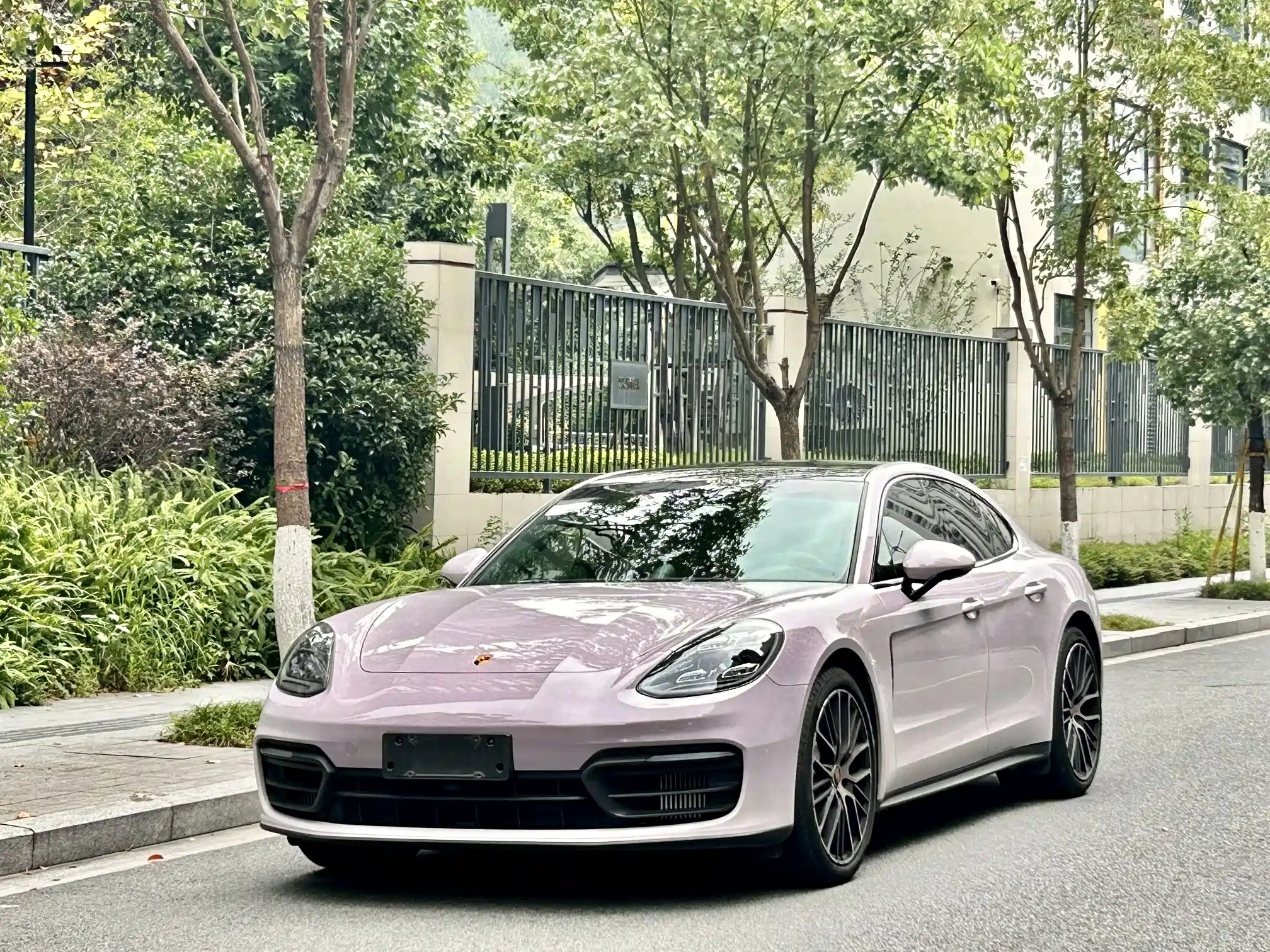 PORSCHE PANAMERA