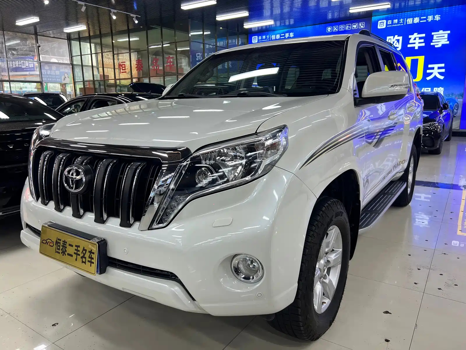 TOYOTA PRADO