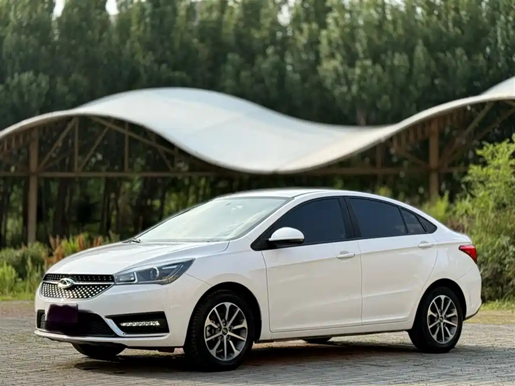 CHERY ARRIZO 5