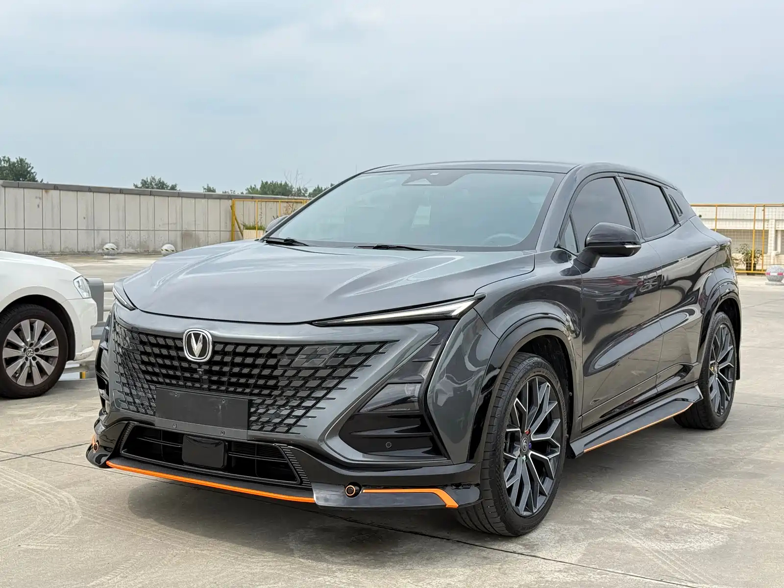 CHANGAN UNI-T