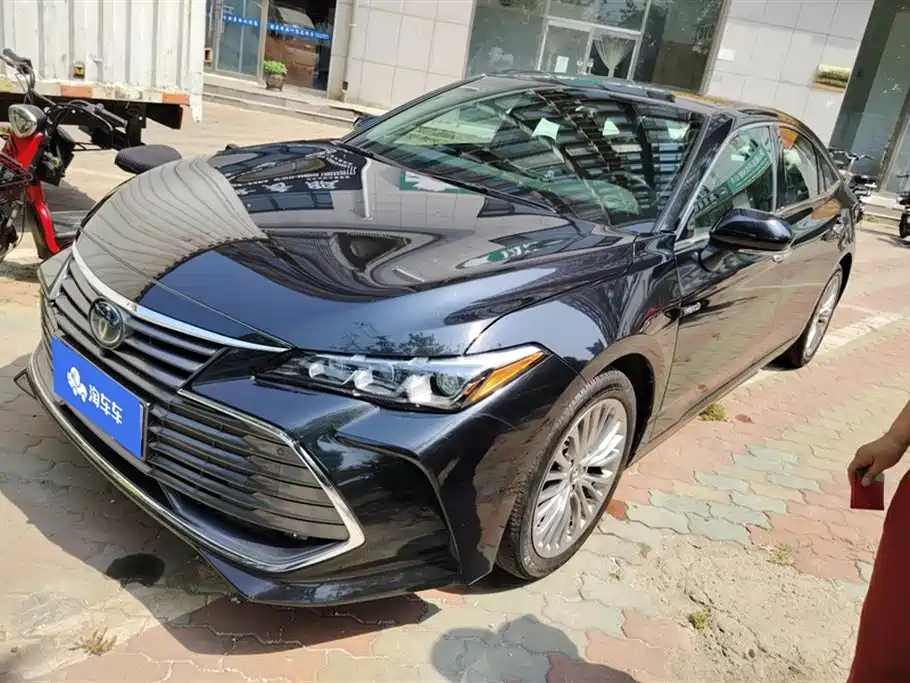 TOYOTA AVALON