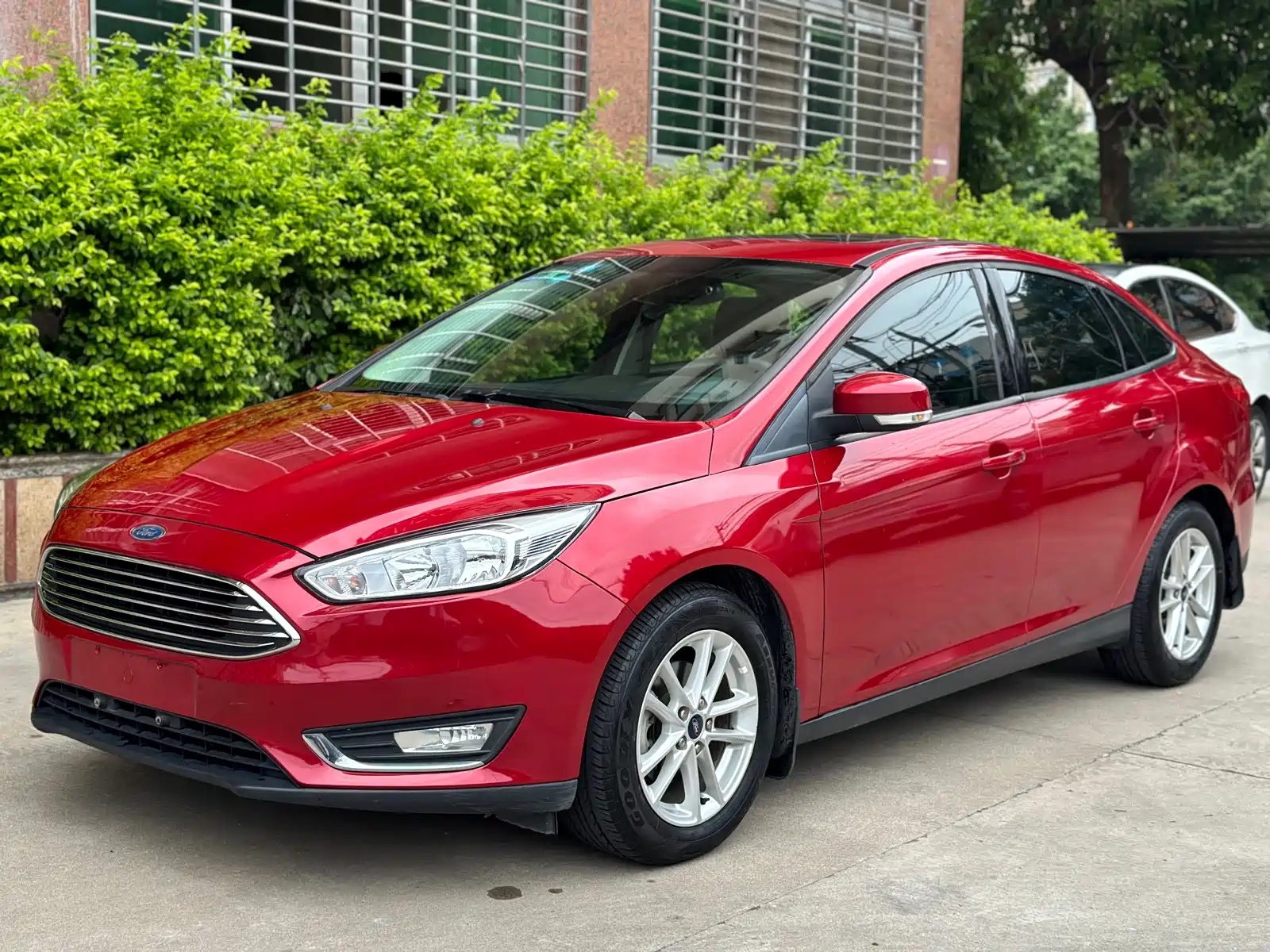 FORD FOCUS