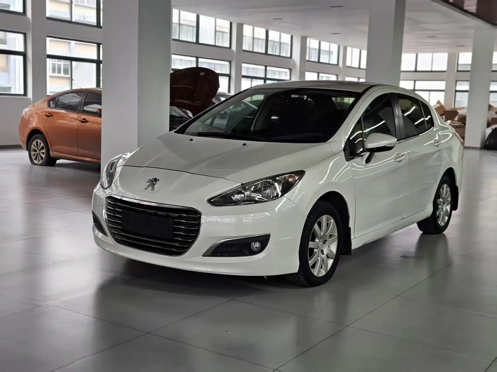 PEUGEOT 308