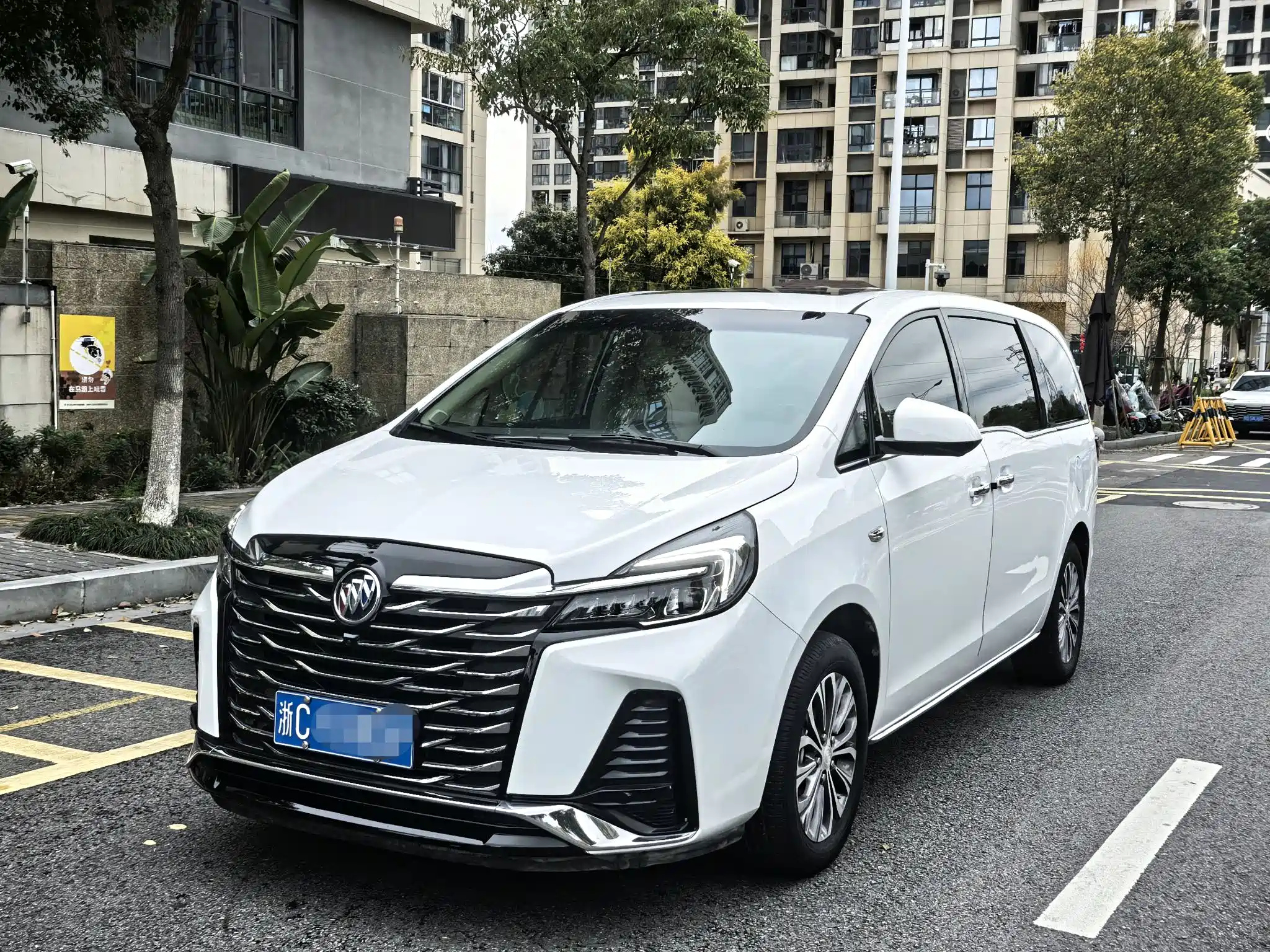 BUICK GL8
