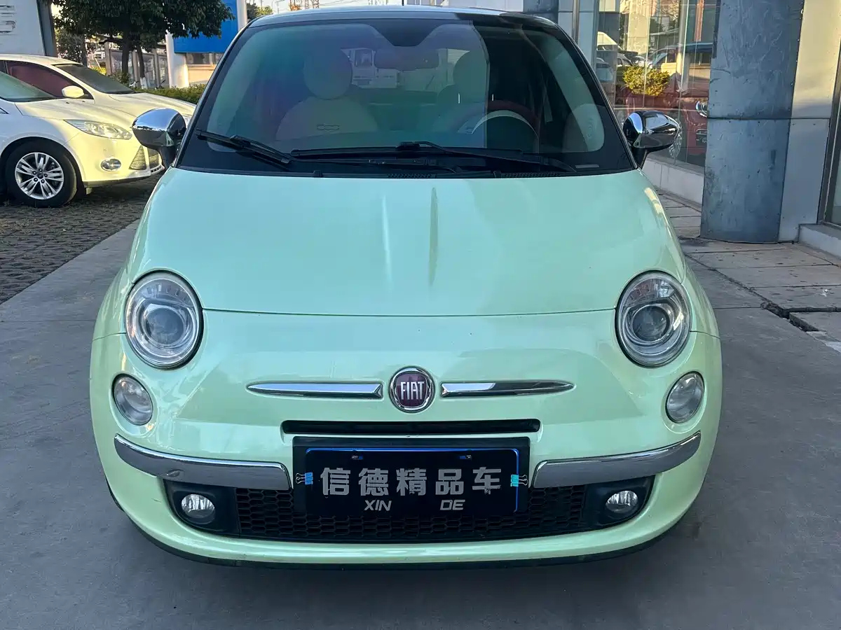FIAT 500