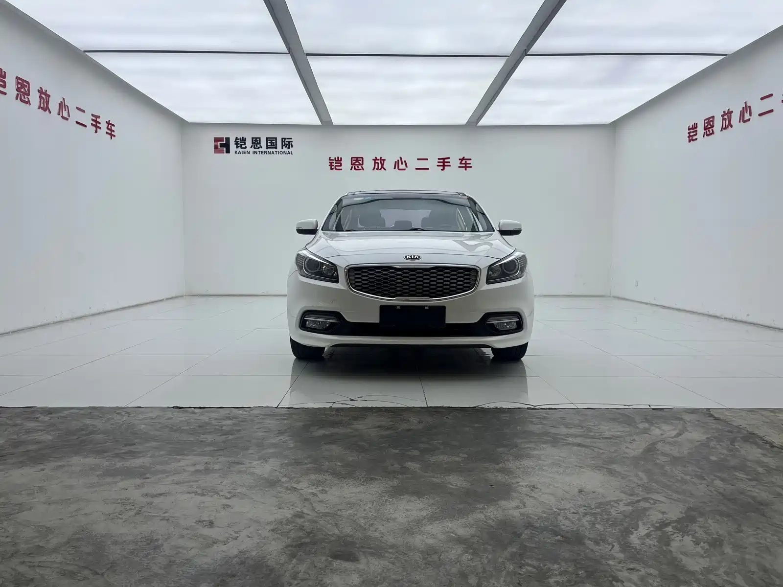 KIA K4