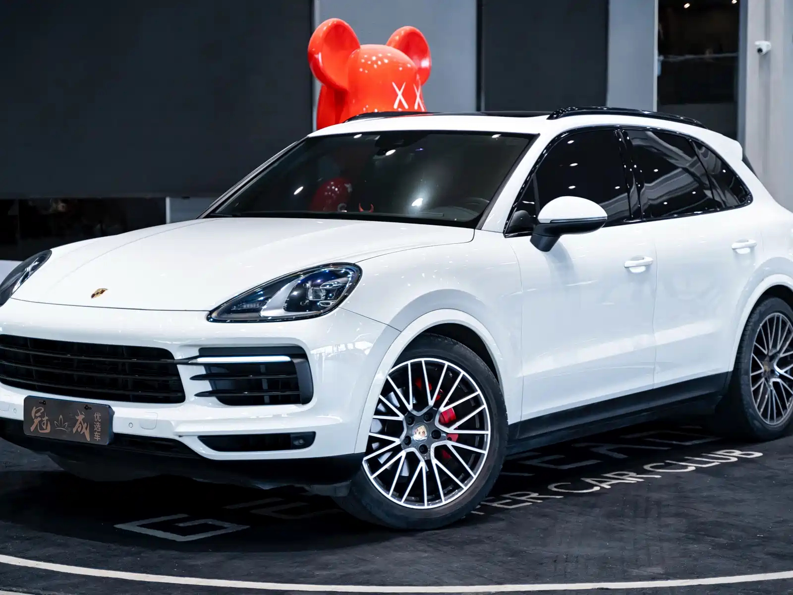 PORSCHE CAYENNE