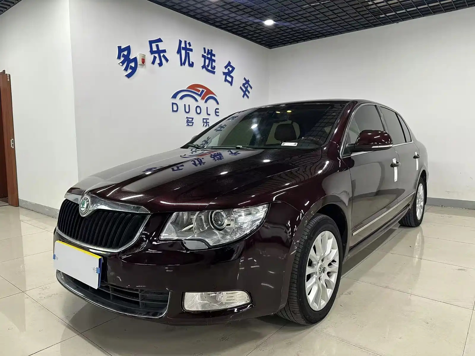 SKODA SUPERB