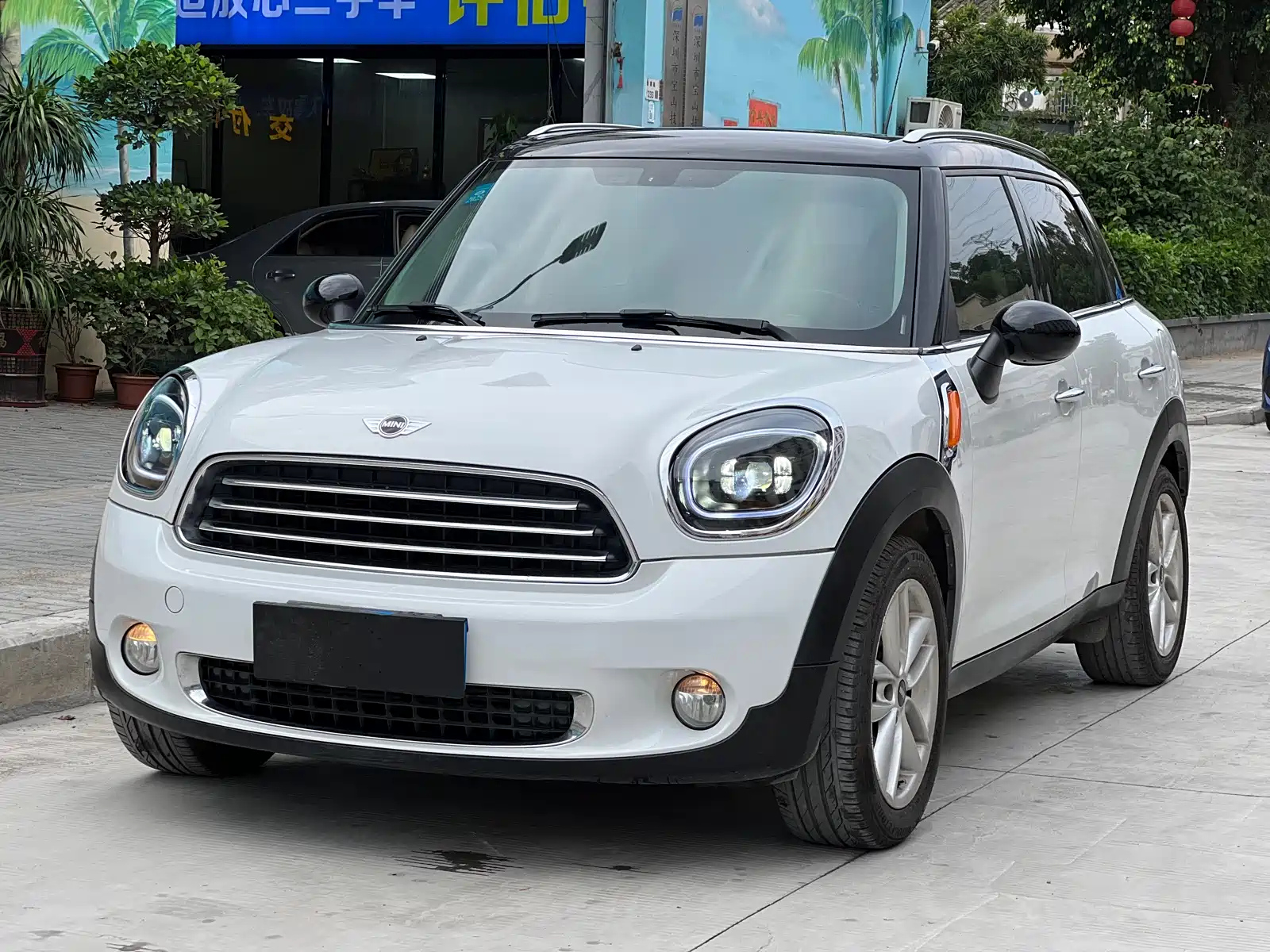 MINI COUNTRYMAN