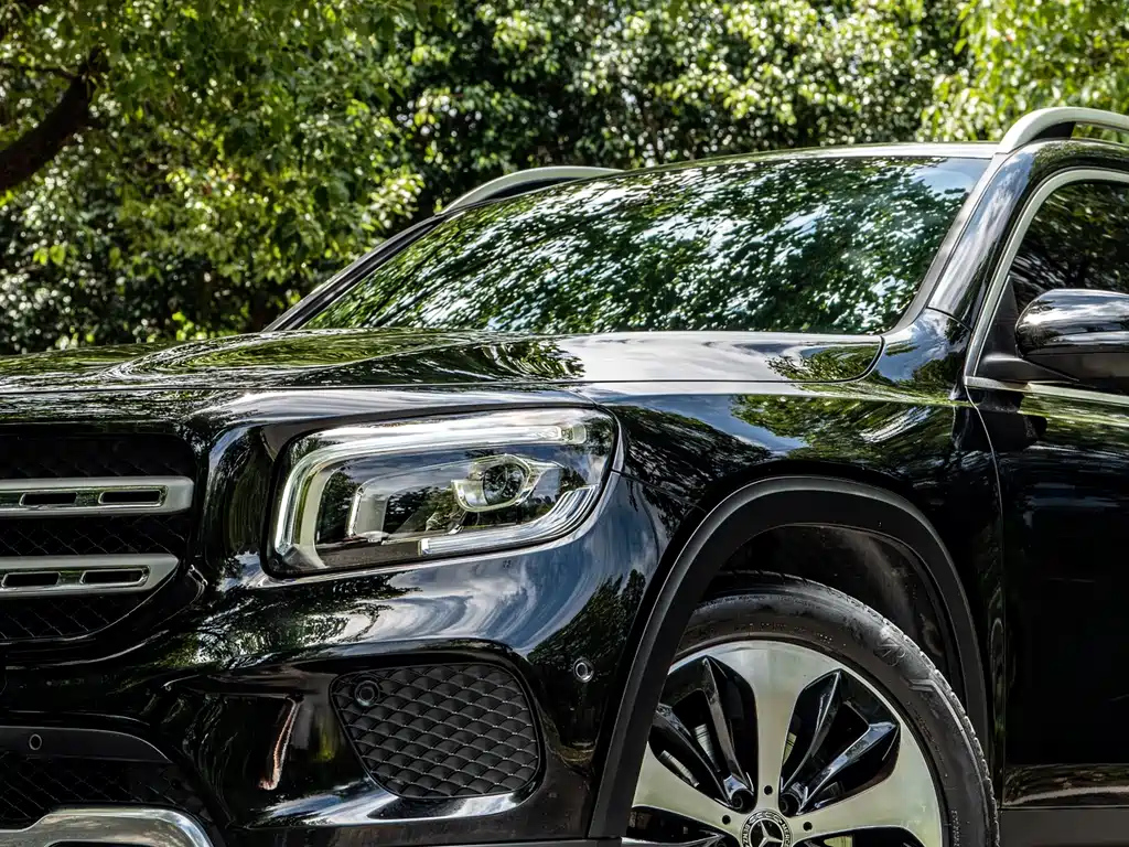 MERCEDES BENZ GLB 2023