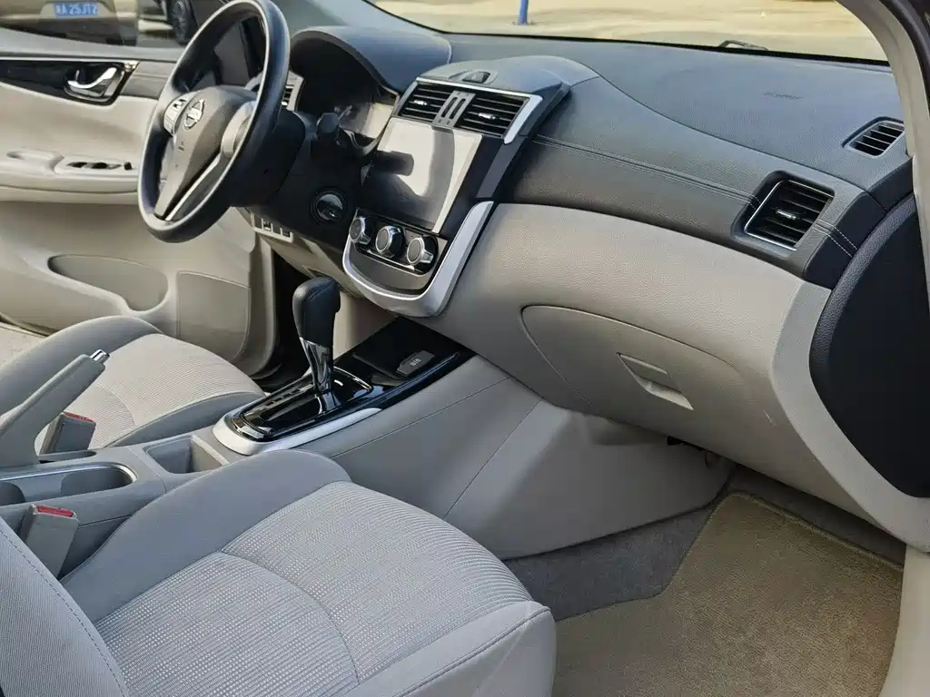 NISSAN TIIDA TIIDA 2016