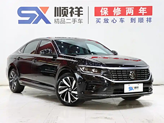 VOLKSWAGEN PASSAT 2024