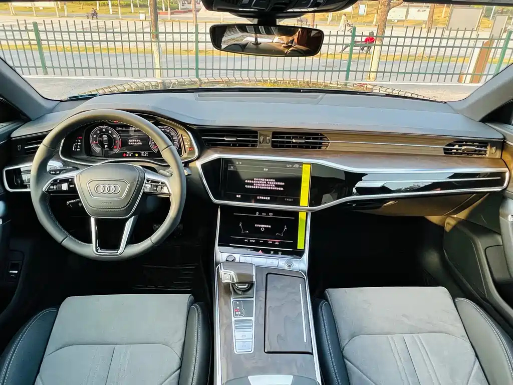 AUDI A6L 2024