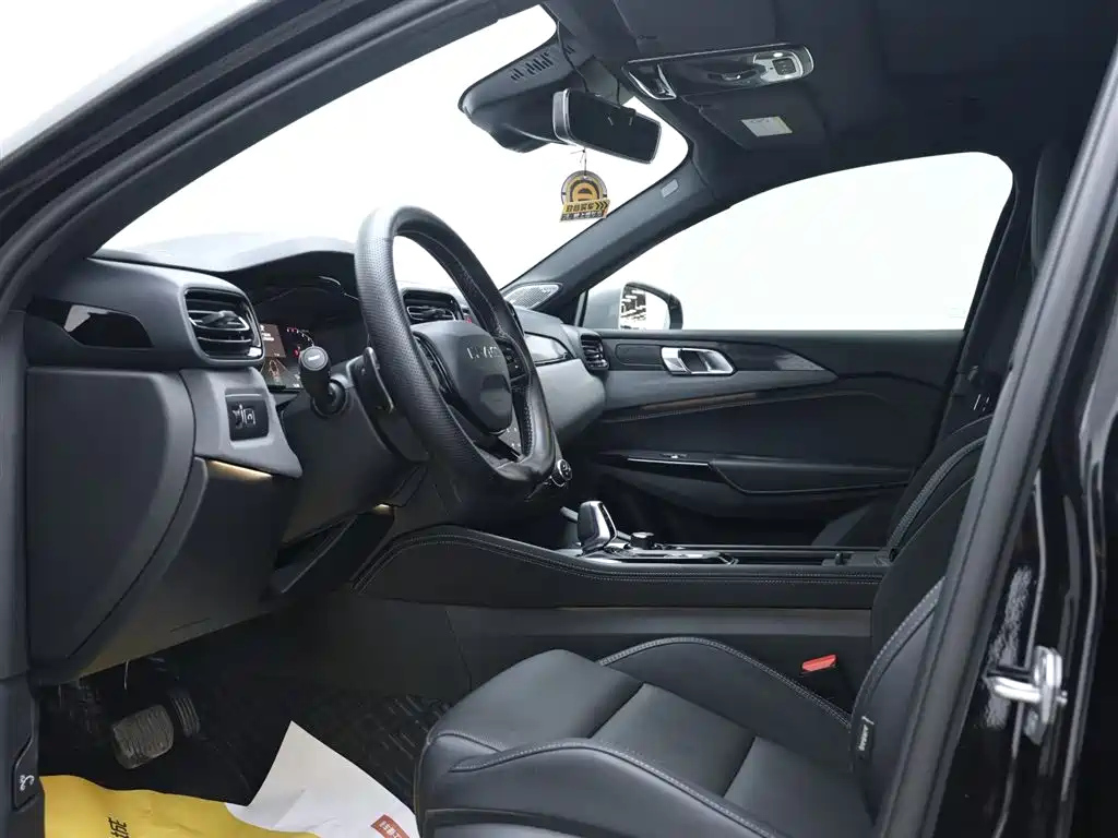 LYNK&CO 02 HATCHBACK 2022