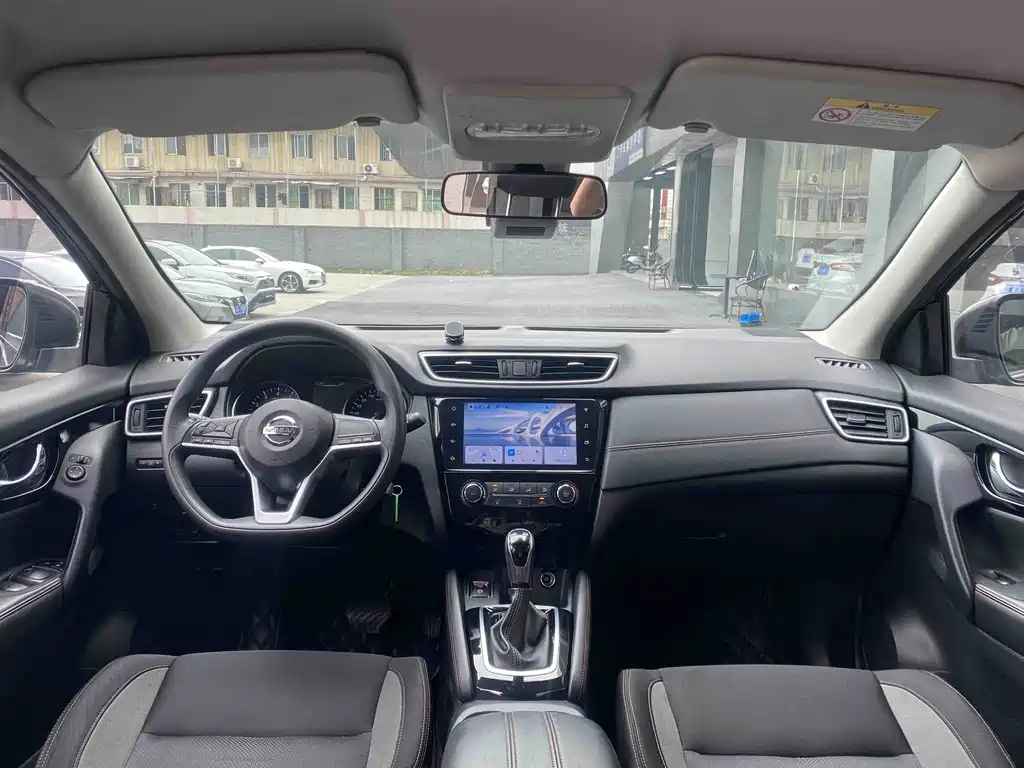 NISSAN QASHQAI 2021