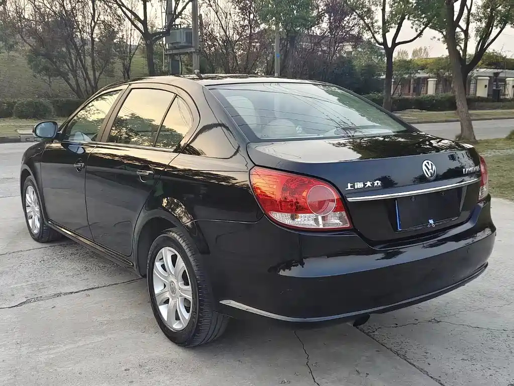 VOLKSWAGEN LAVIDA 2010