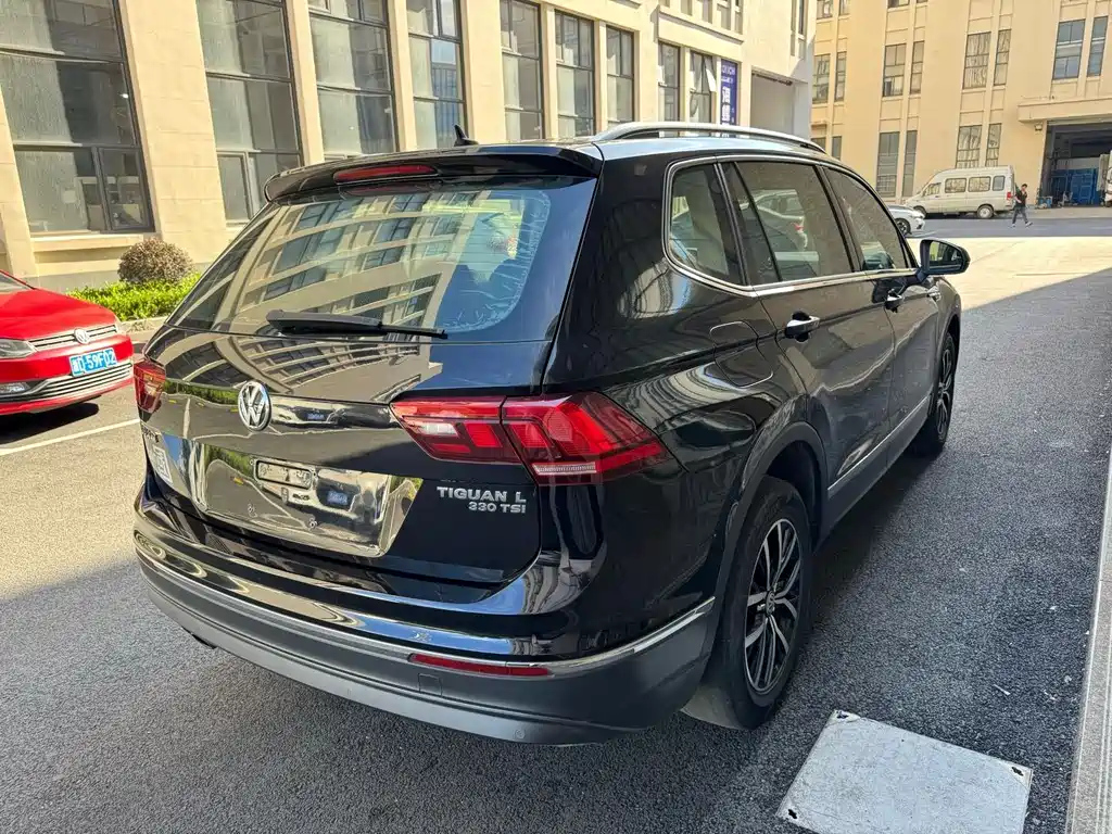 VOLKSWAGEN TIGUAN L 2018