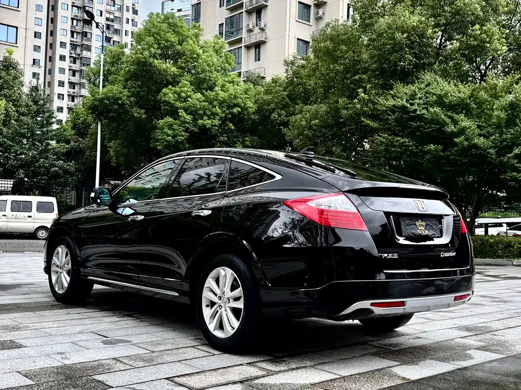 HONDA CROSSTOUR 2014