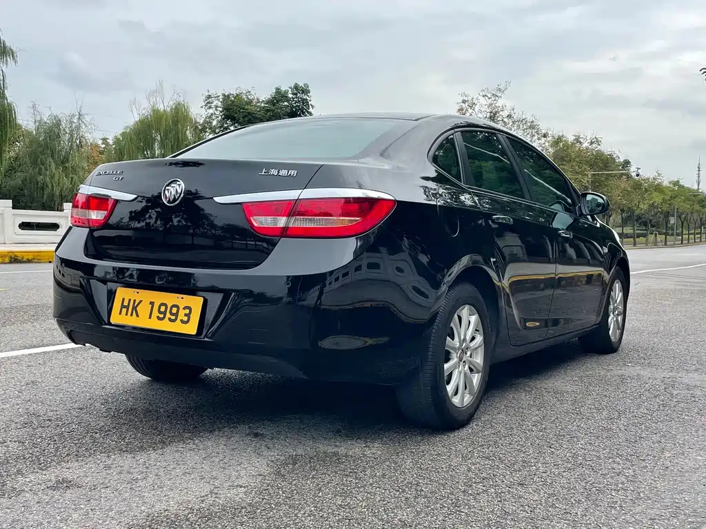 BUICK EXCELLE 2010