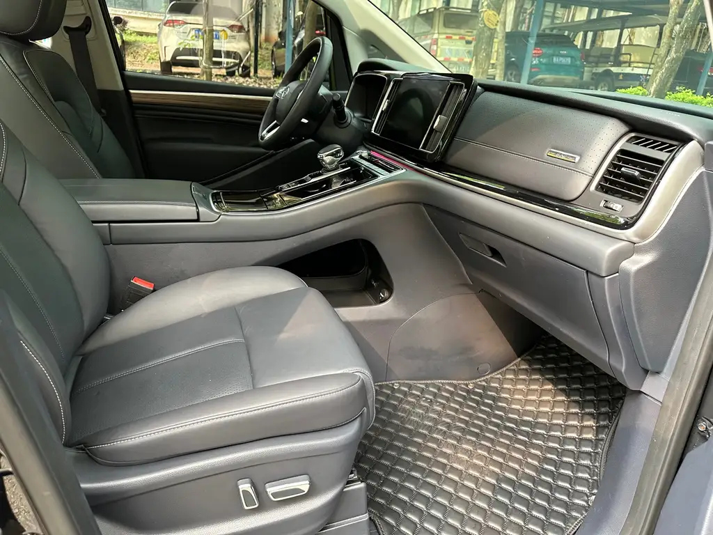 TRUMPCHI M8 2021