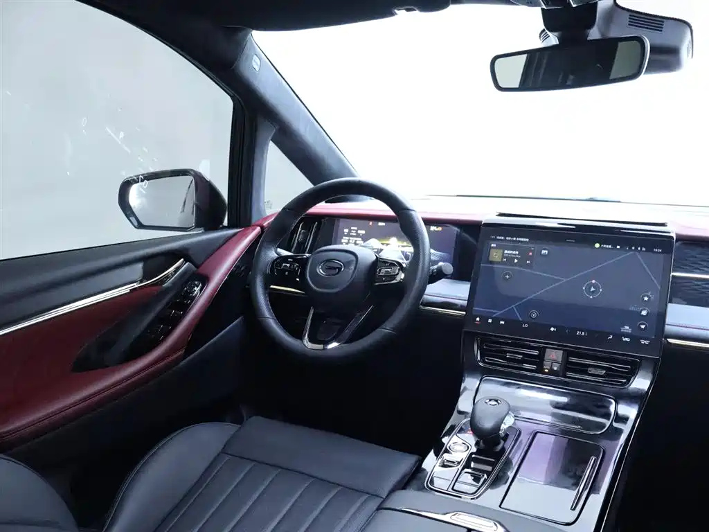 TRUMPCHI M8 2023