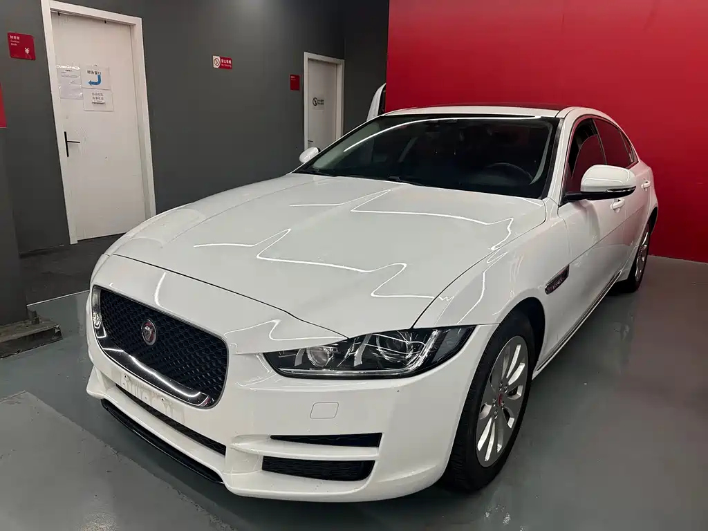 JAGUAR XEL 2018