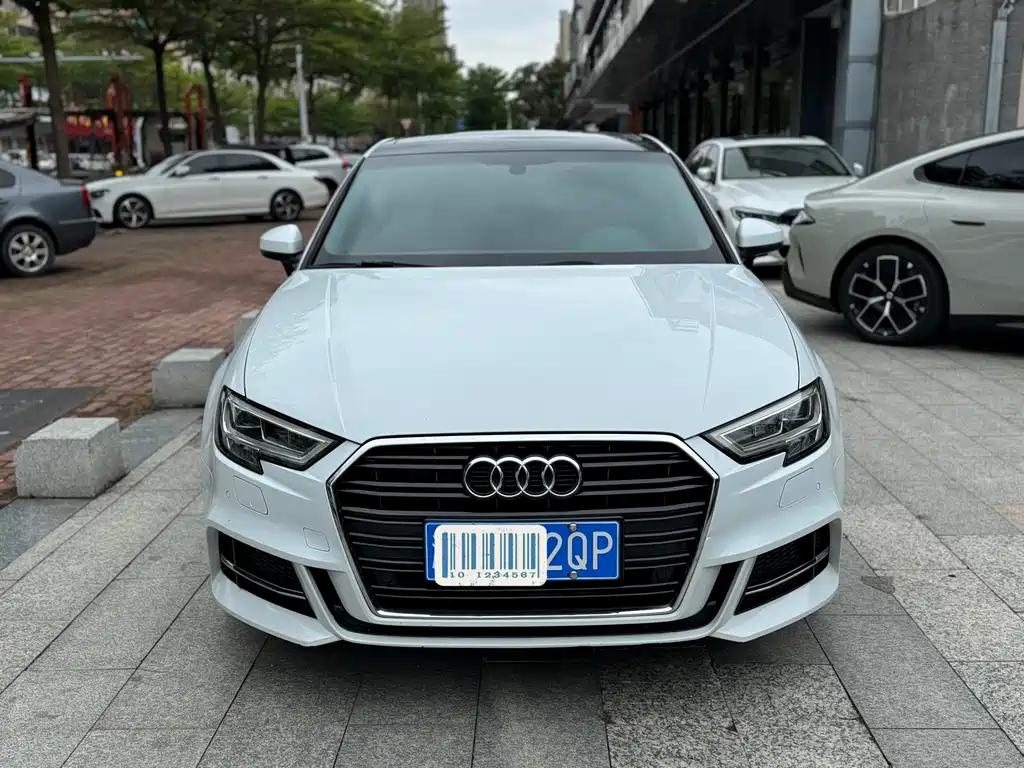AUDI A3 2019