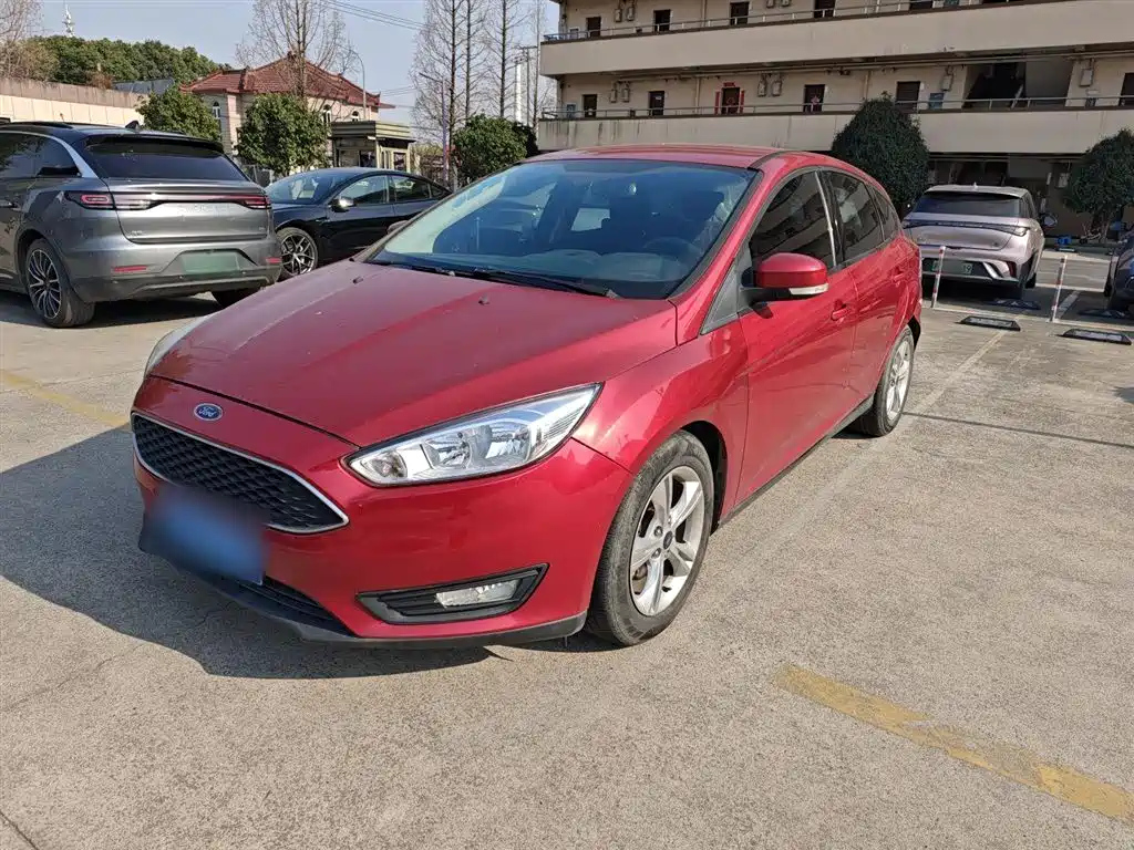 FORD FOCUS
