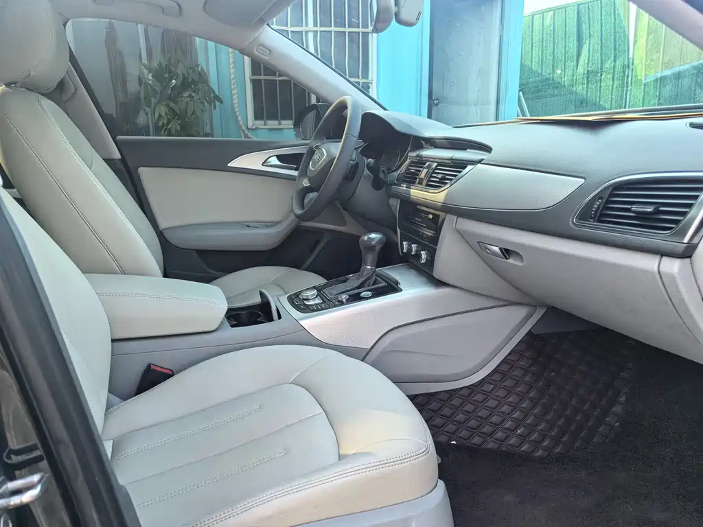 AUDI A6L 2012