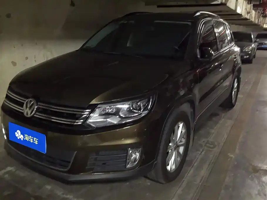 VOLKSWAGEN TIGUAN 2016