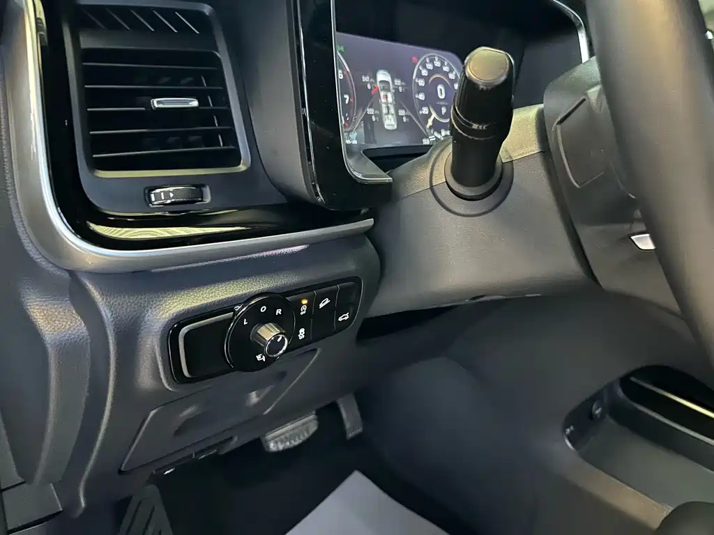 TRUMPCHI M8 2021
