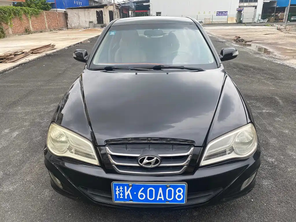 HYUNDAI ELANTRA 2011