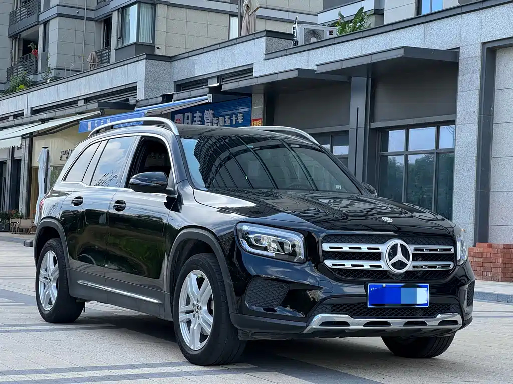 MERCEDES BENZ GLB 2022