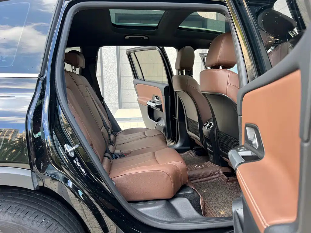 MERCEDES BENZ GLB 2022