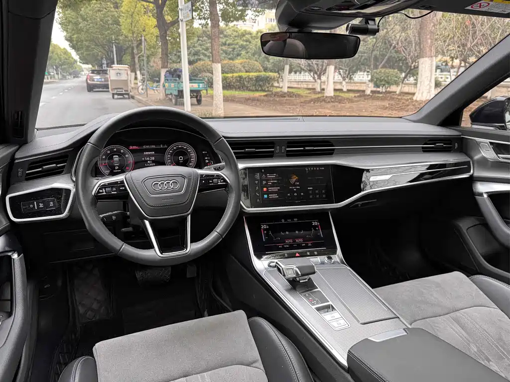 AUDI A6L 2024