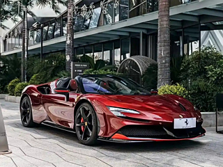 FERRARI SF90 2021