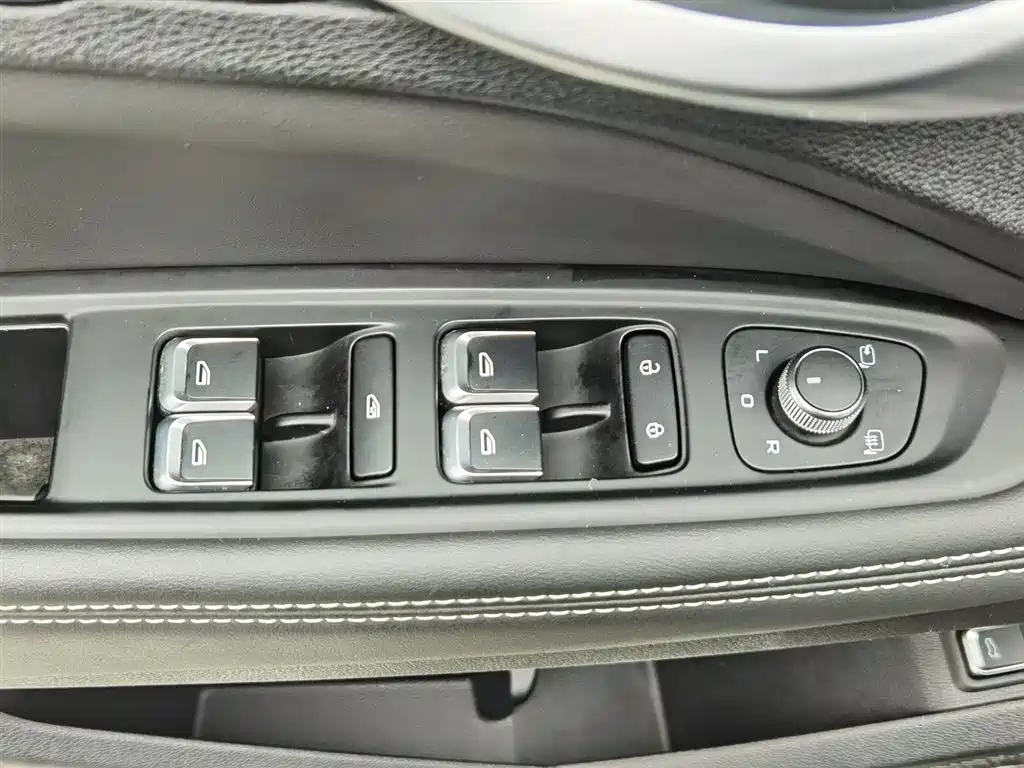GEELY AUTO XINGYUE 2020