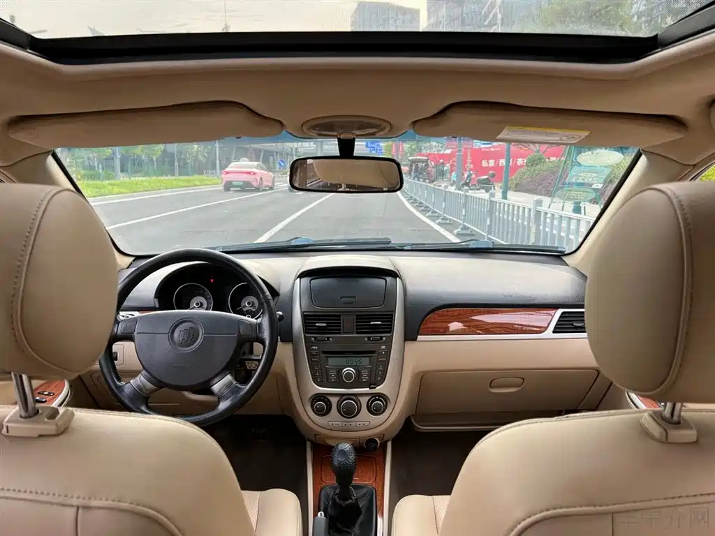 BUICK EXCELLE 2012