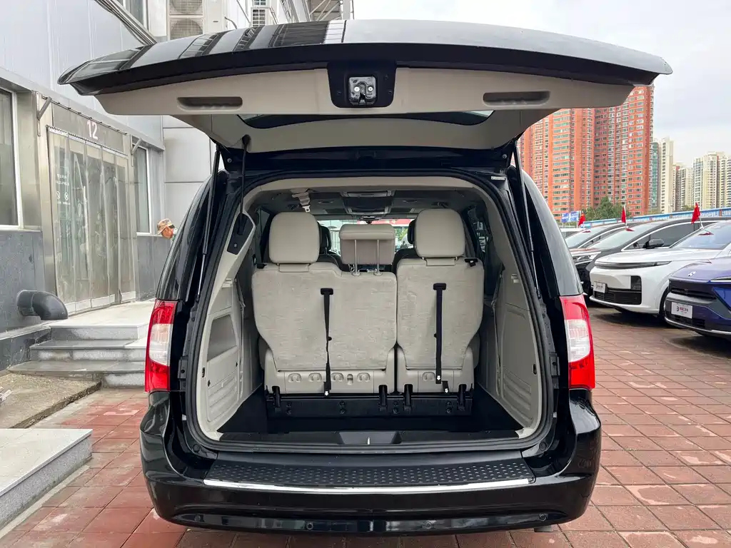 CHRYSLER BIG 捷龙 IMPORT 2016