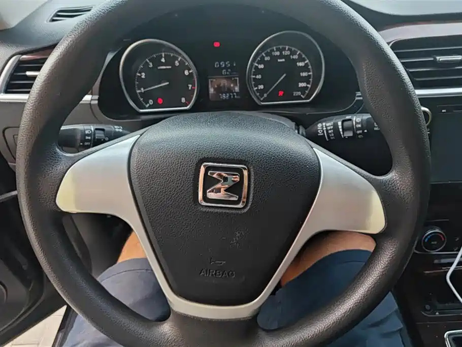 ZOTYE T600 2015