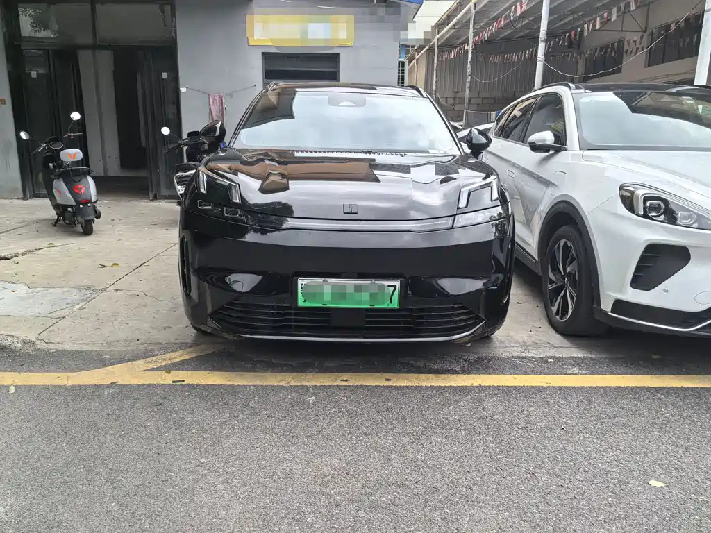 LYNK&CO 08 NEW ENERGY 2025