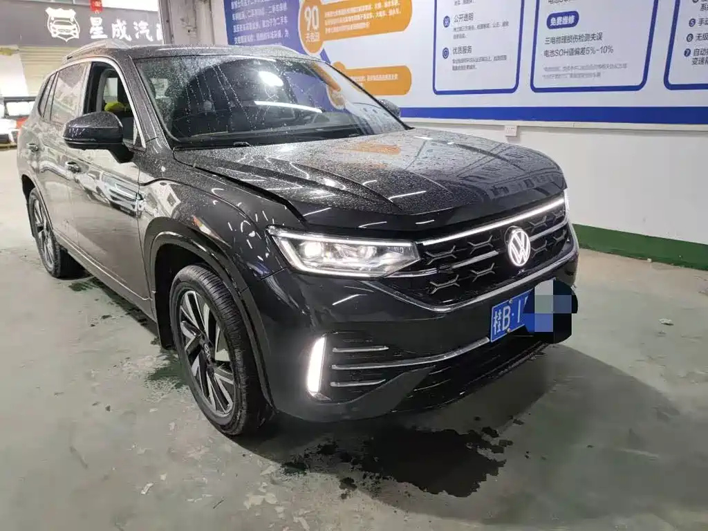 VOLKSWAGEN TAYRON 2024