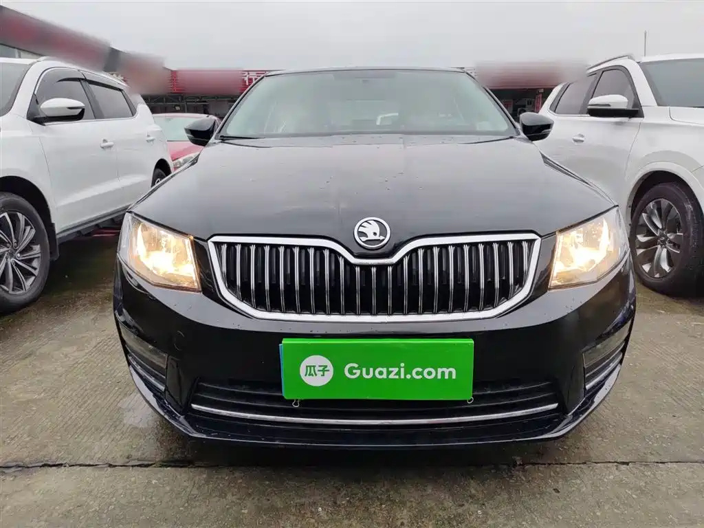 SKODA OCTAVIA 2017