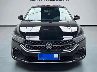 VOLKSWAGEN PASSAT 2025