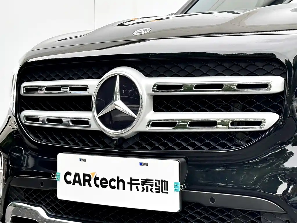 MERCEDES BENZ GLB 2023