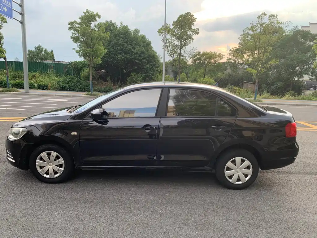 VOLKSWAGEN JETTA 2015