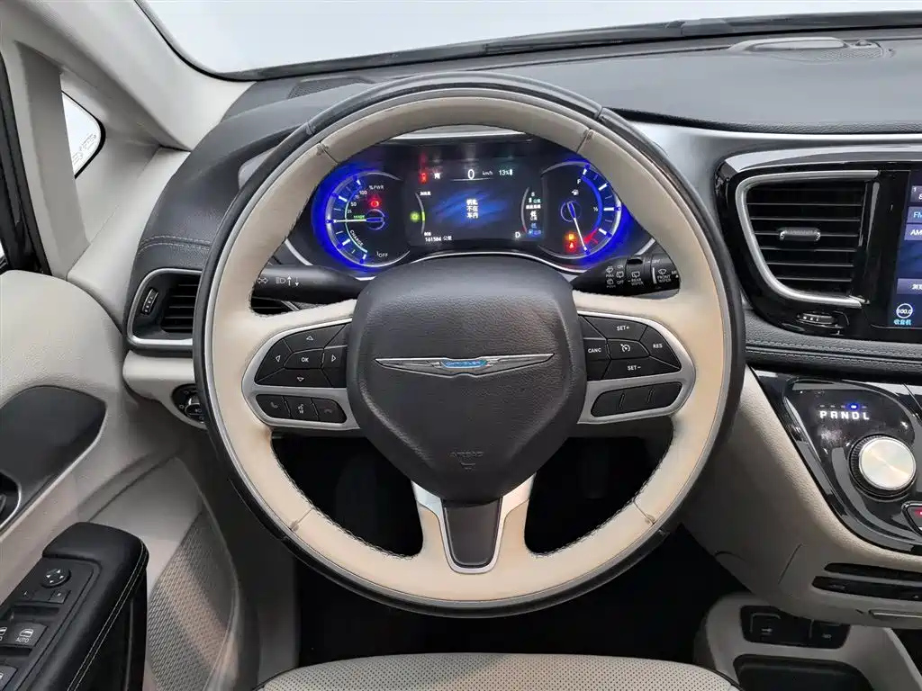 CHRYSLER BIG 捷龙PHEV IMPO 2019