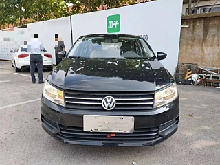 VOLKSWAGEN SANTANA 2019